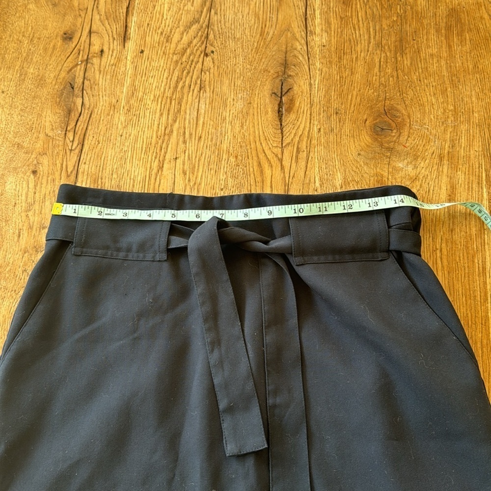 Banana Republic Navy Skirt size 6 - Picture 4 of 5